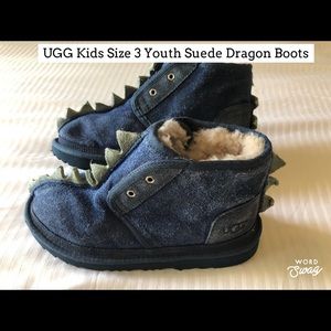 UGG Big Kids’ Size 3 Suede Dragon Boots